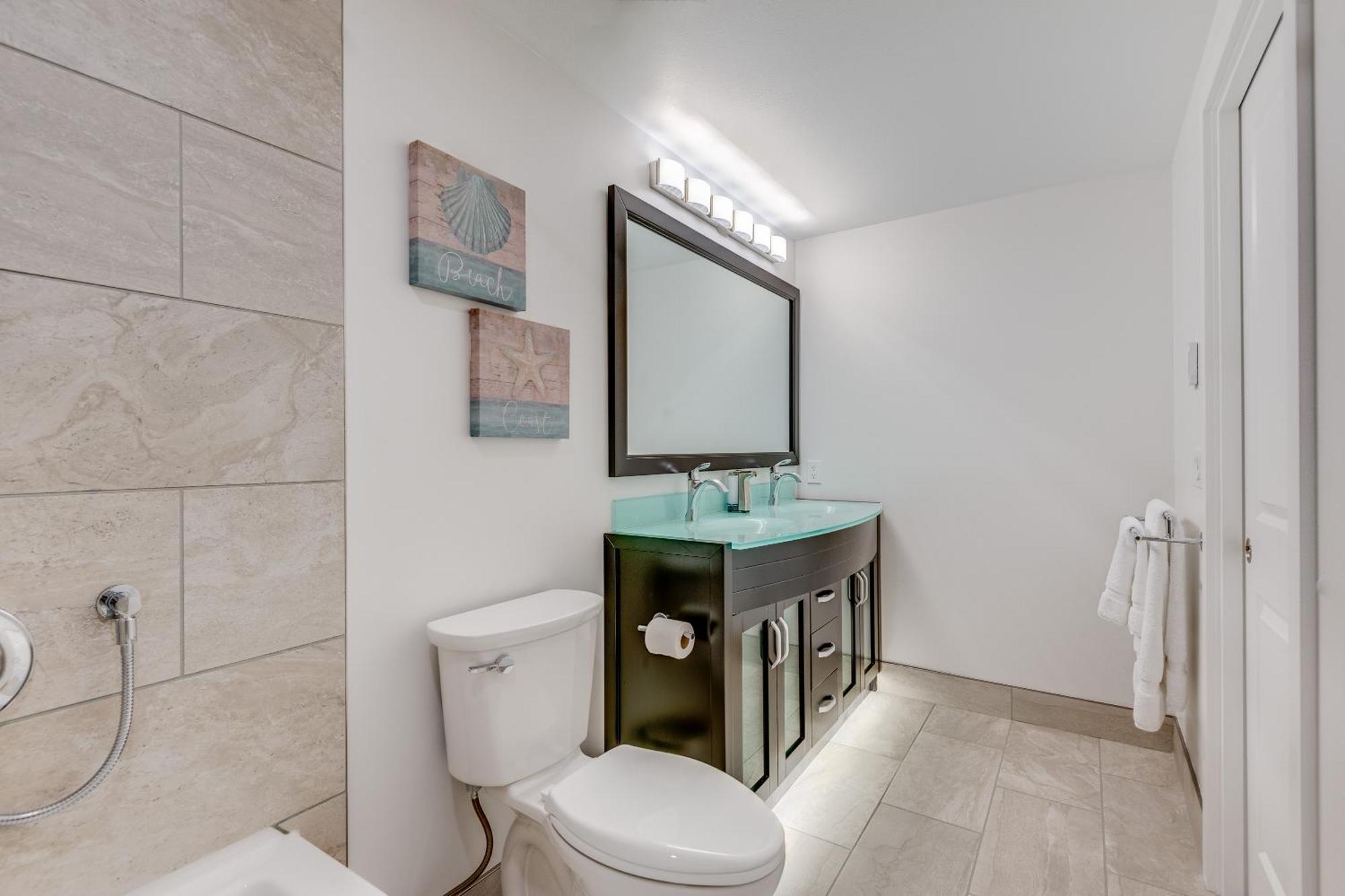 Adela'S Bed And Breakfast West Kelowna Bagian luar foto
