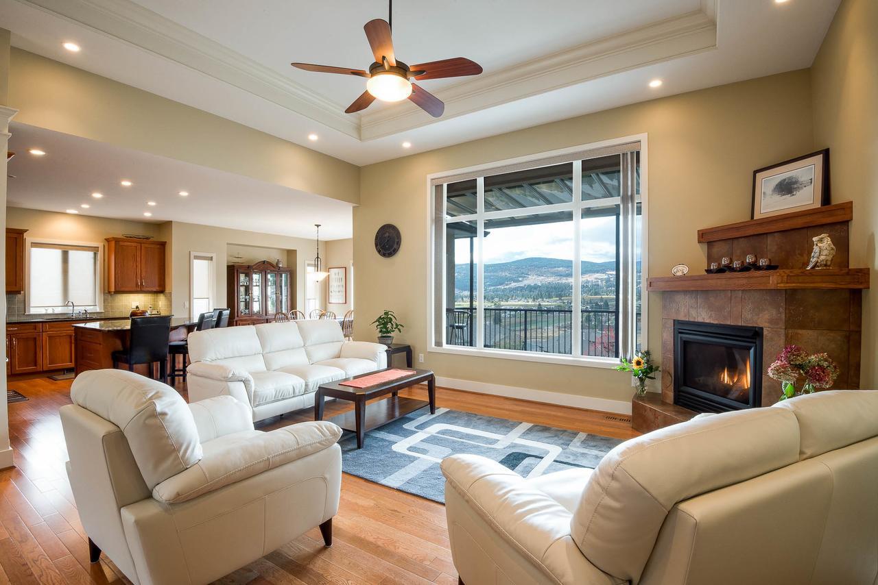 Adela'S Bed And Breakfast West Kelowna Bagian luar foto