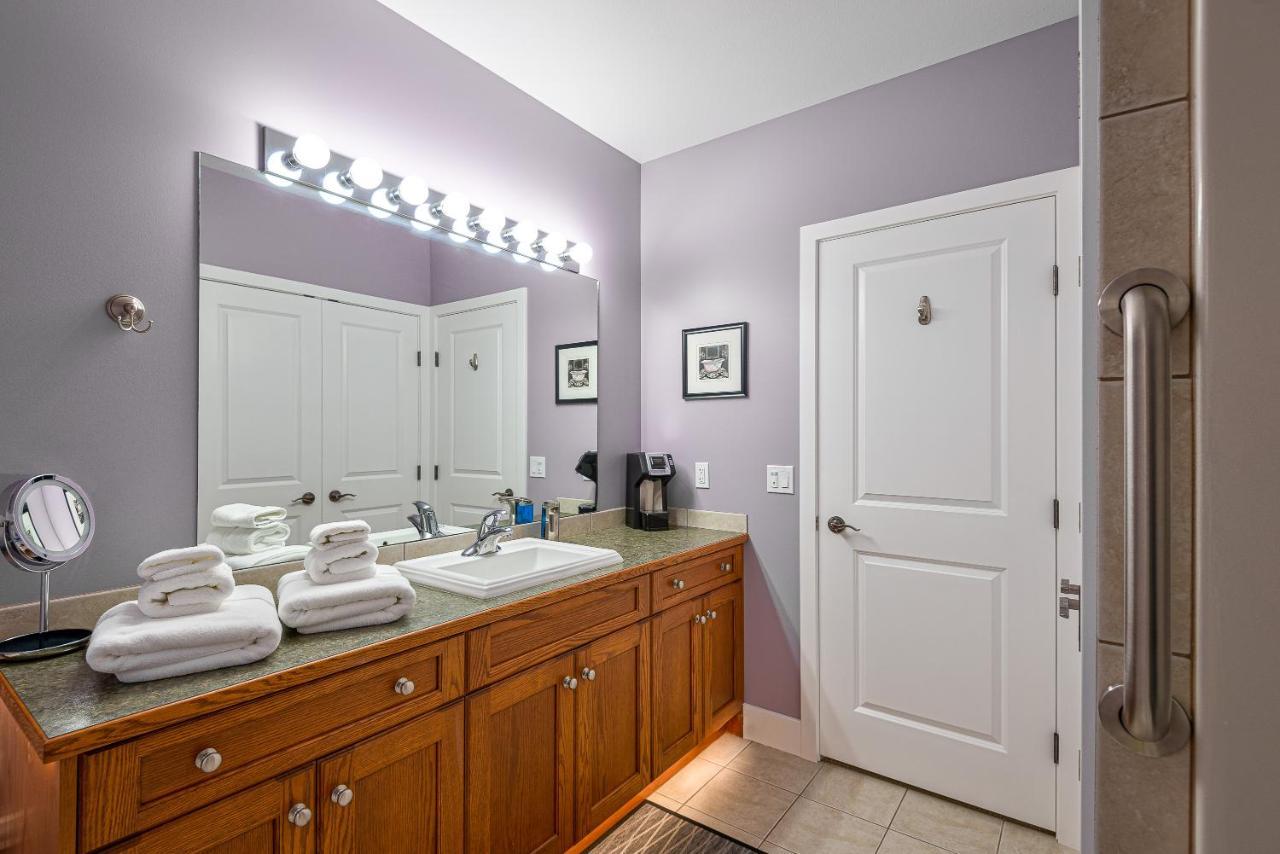 Adela'S Bed And Breakfast West Kelowna Bagian luar foto
