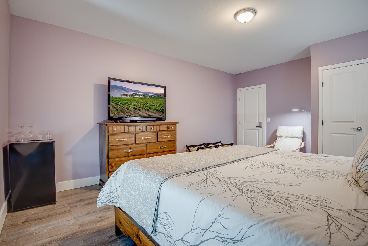 Adela'S Bed And Breakfast West Kelowna Bagian luar foto